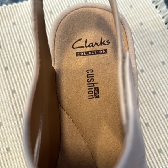 Clark’s Sand Colored Reedly Juno Sandals Size 8M - NWT & Box - Picture 3 of 8